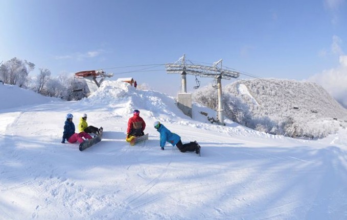九鼎山太子岭滑雪