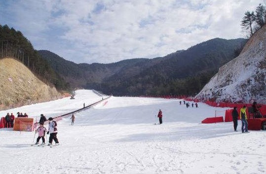 奉化商量岗滑雪场